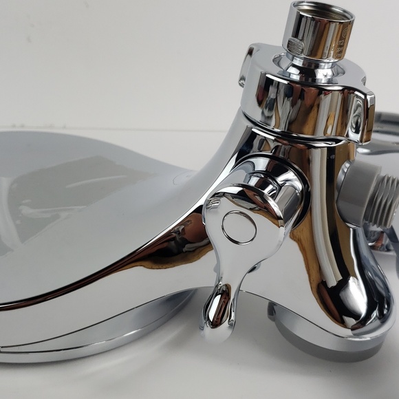 Moen 26008SRN Attract 6 Spray Hand Shower Combo - Picture 7 of 8